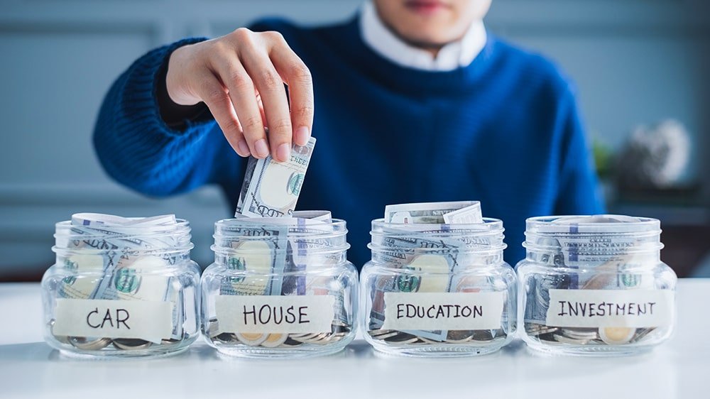 Infographic illustrating strategies for saving money for retirement through effective money management techniques.