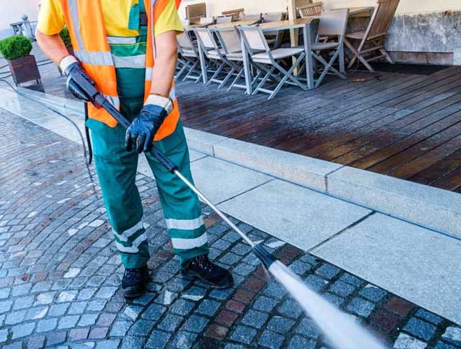 Why Homeowners in Choose Professional Pressure Washers Over DIY Methods 1 professional pressure washing services