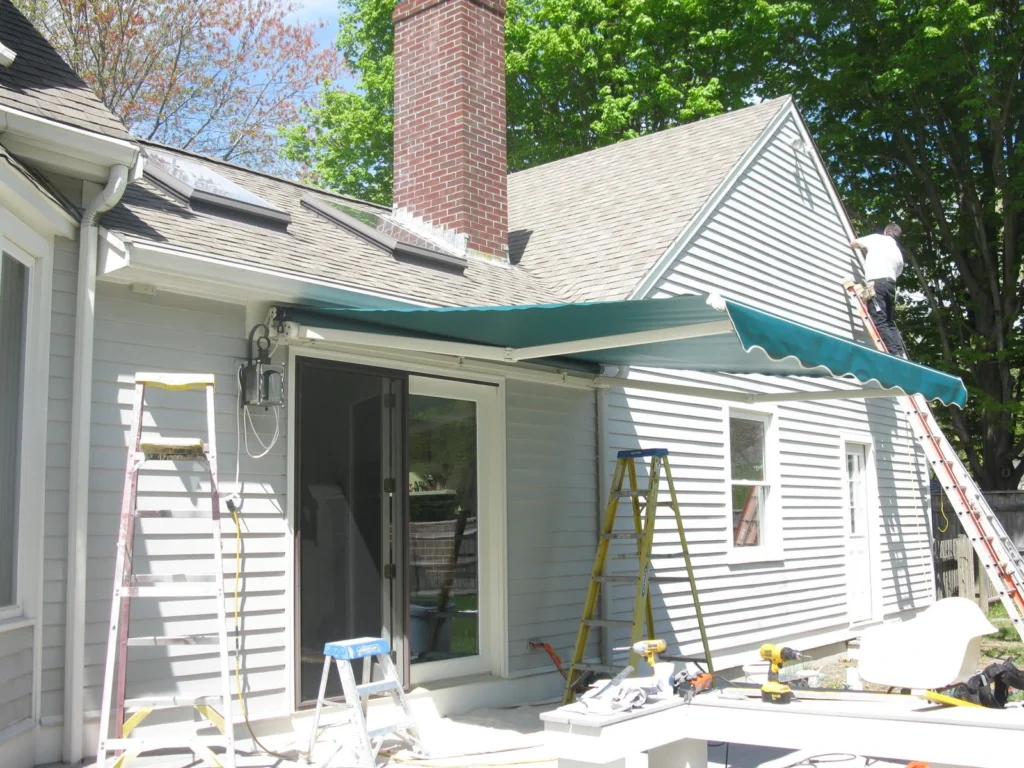Clean a Sunsetter Awning